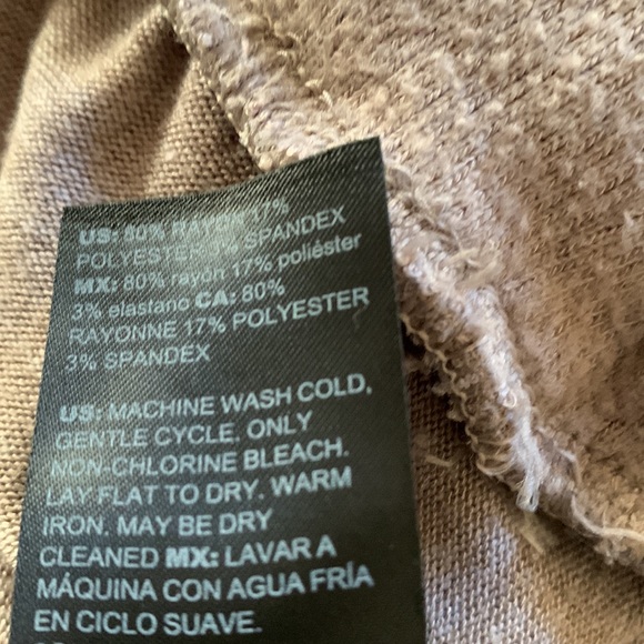 Sweater - Picture 4 of 5